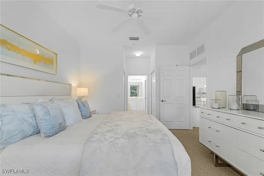 3984 Bishopwood Court E Naples FL 34114