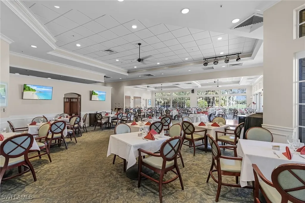 3984 Bishopwood Court E Naples FL 34114