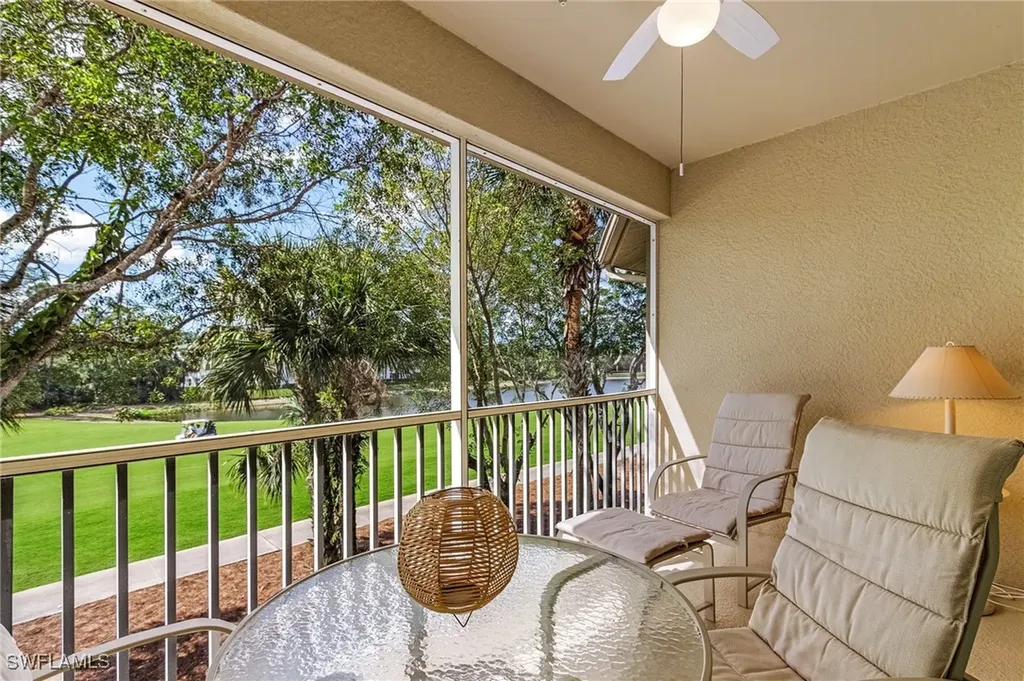 3984 Bishopwood Court E Naples FL 34114
