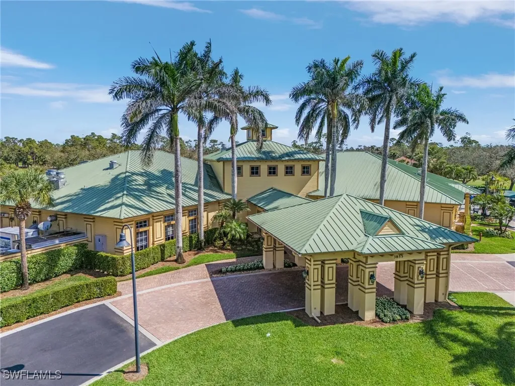 3984 Bishopwood Court E Naples FL 34114