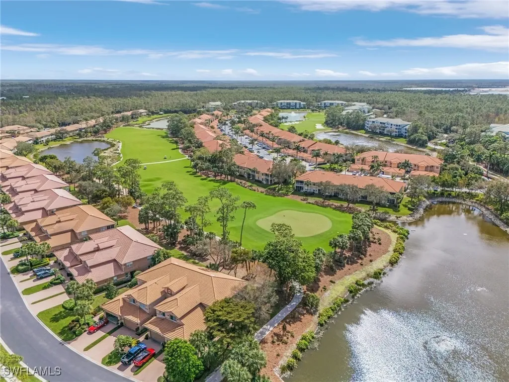 3984 Bishopwood Court E Naples FL 34114