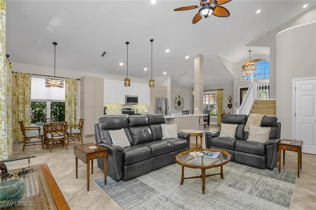 8816 Ventura Way Naples FL 34109