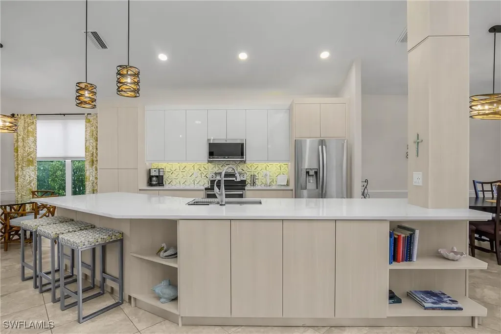 8816 Ventura Way Naples FL 34109