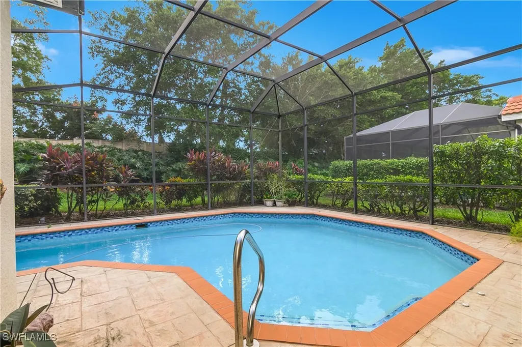 8816 Ventura Way Naples FL 34109