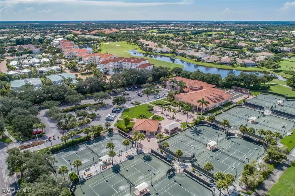 8816 Ventura Way Naples FL 34109