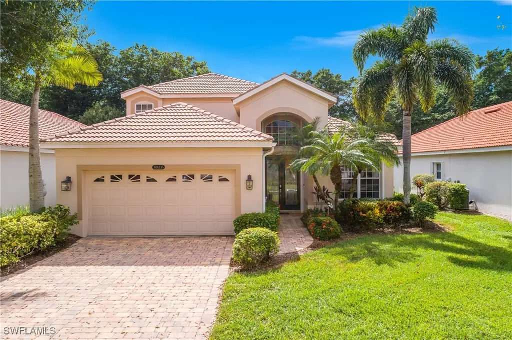 8816 Ventura Way Naples FL 34109