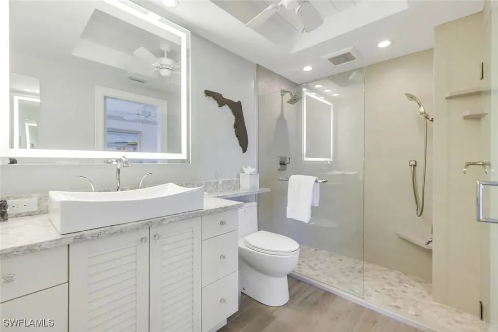 1285 Gulf Shore Boulevard N Naples FL 34102