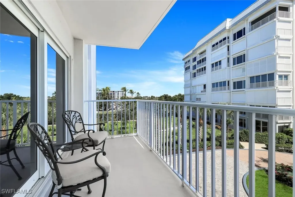 1285 Gulf Shore Boulevard N Naples FL 34102