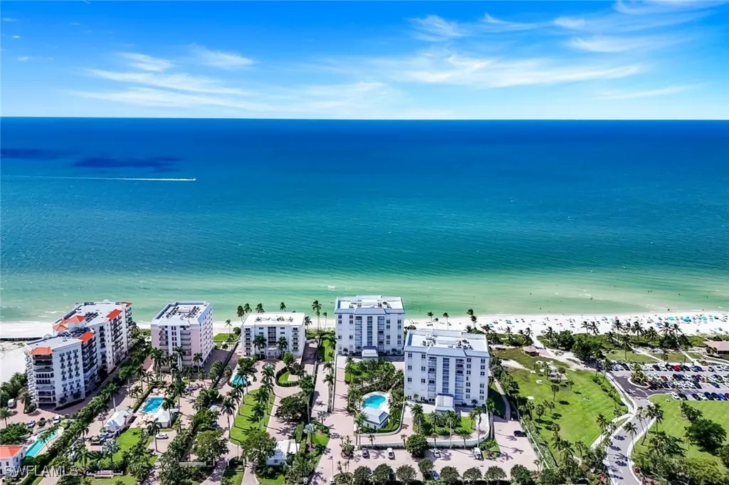 1285 Gulf Shore Boulevard N Naples FL 34102