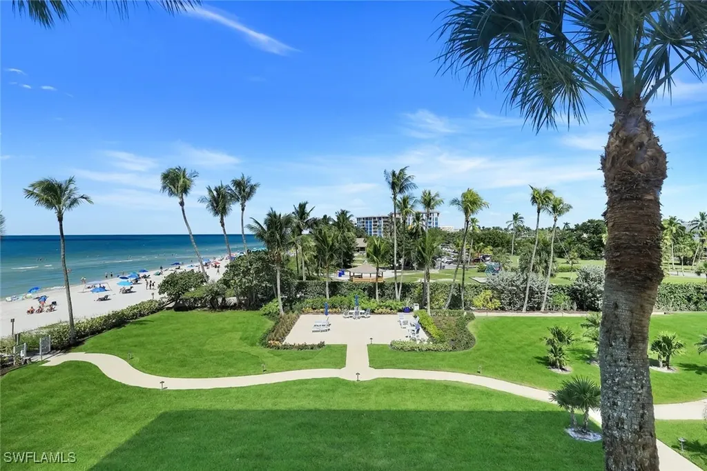 1285 Gulf Shore Boulevard N Naples FL 34102