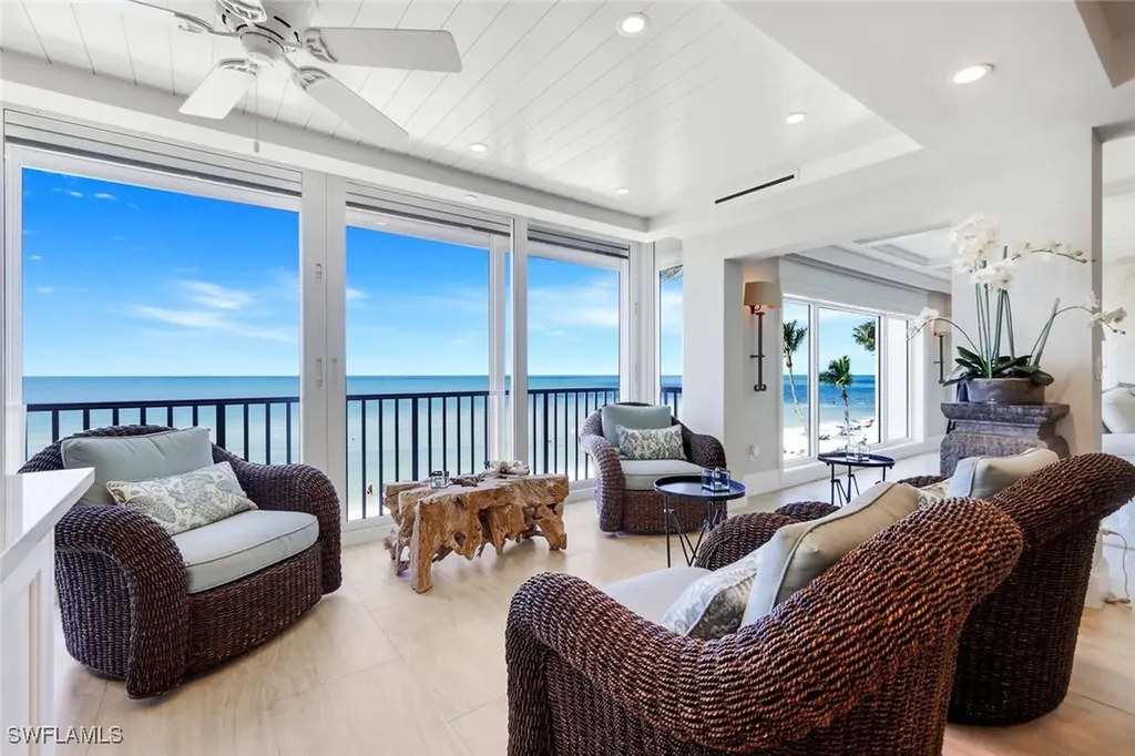 1285 Gulf Shore Boulevard N Naples FL 34102