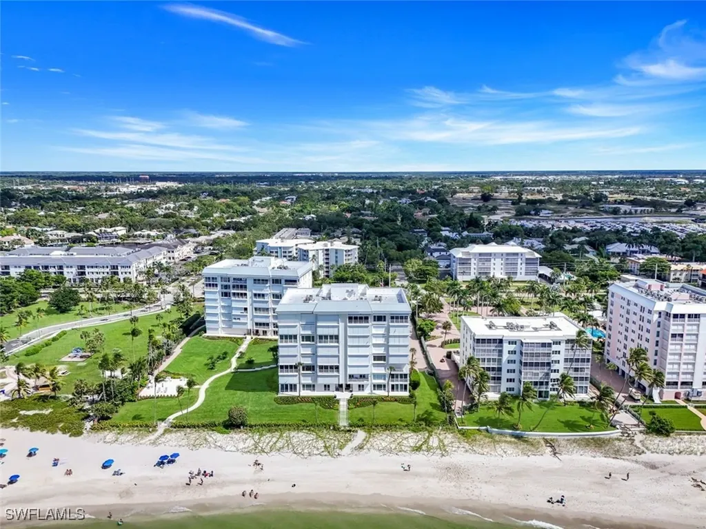 1285 Gulf Shore Boulevard N Naples FL 34102