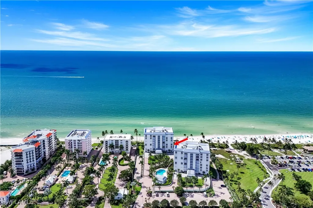 1285 Gulf Shore Boulevard N Naples FL 34102