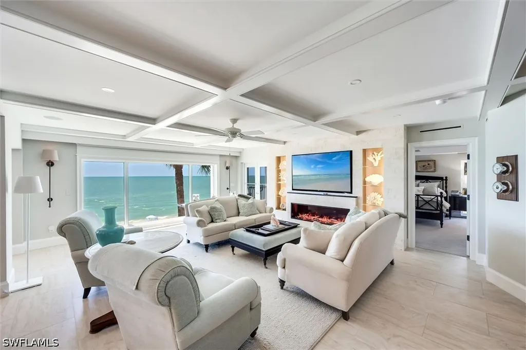 1285 Gulf Shore Boulevard N Naples FL 34102