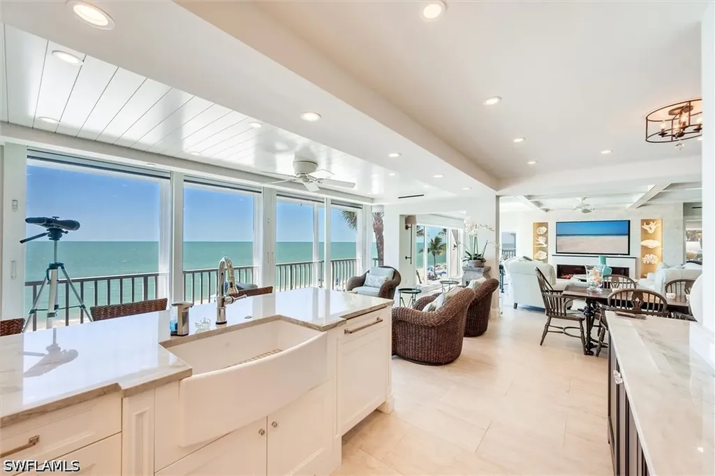 1285 Gulf Shore Boulevard N Naples FL 34102