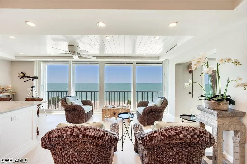 1285 Gulf Shore Boulevard N Naples FL 34102