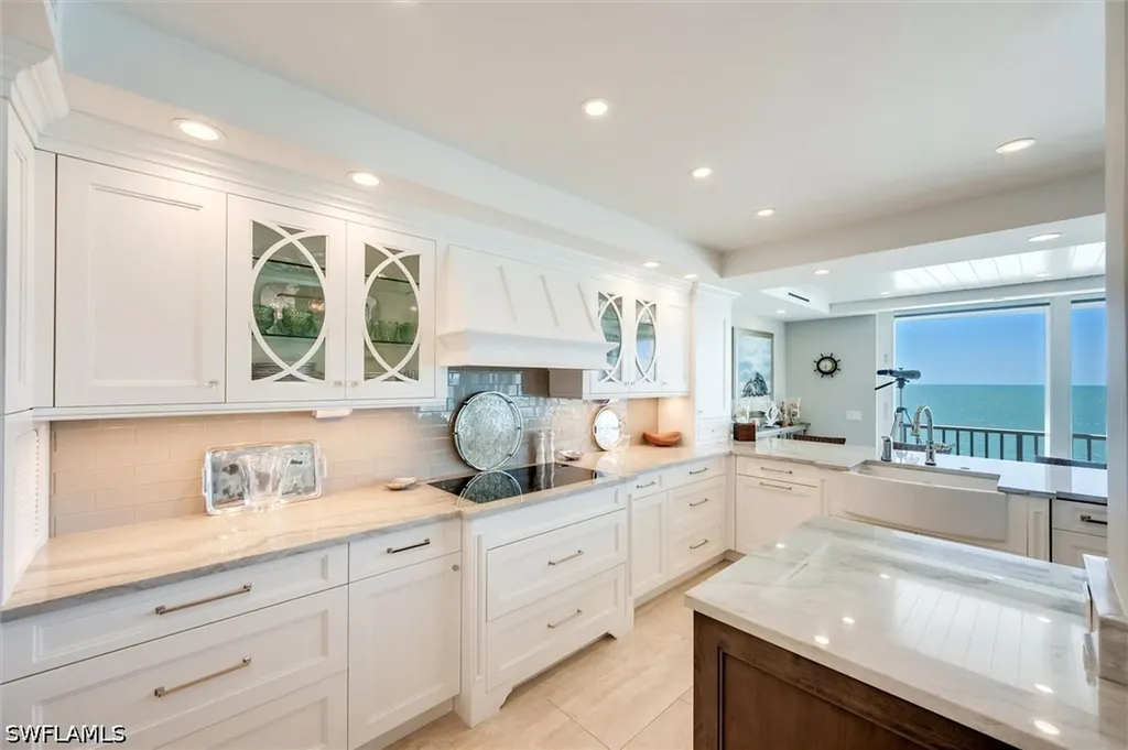 1285 Gulf Shore Boulevard N Naples FL 34102