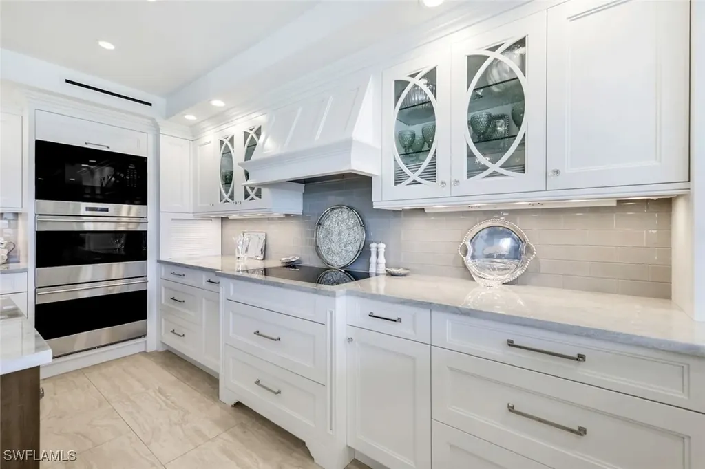 1285 Gulf Shore Boulevard N Naples FL 34102