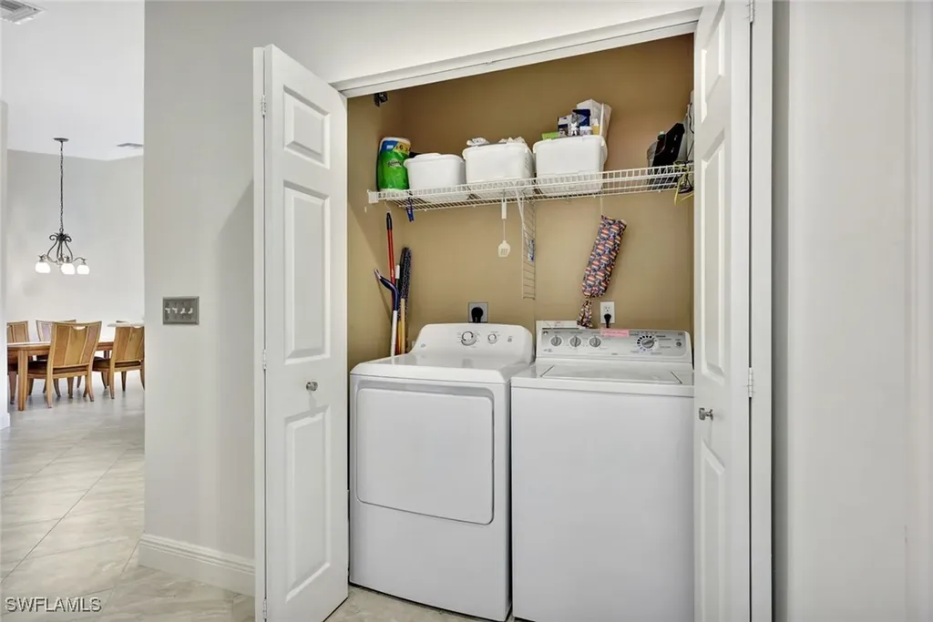 160 Waterside Circle Marco Island FL 34145