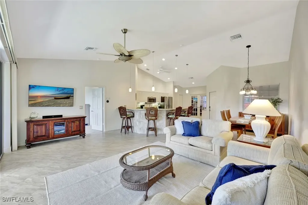 160 Waterside Circle Marco Island FL 34145