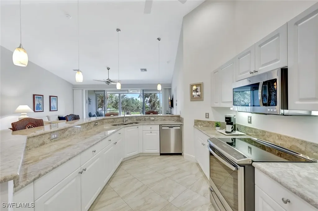 160 Waterside Circle Marco Island FL 34145