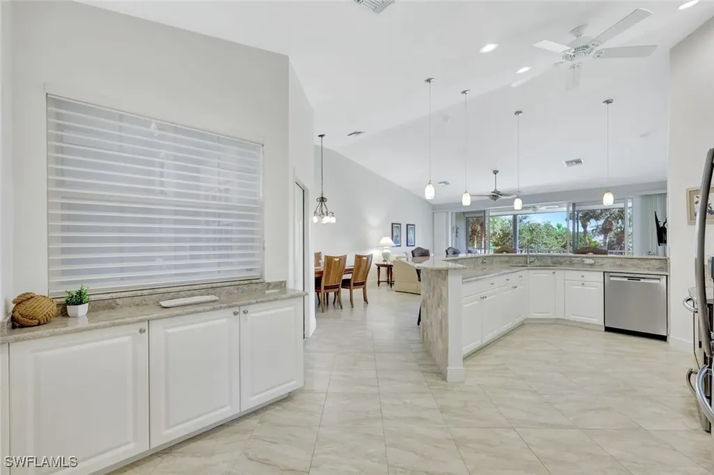 160 Waterside Circle Marco Island FL 34145