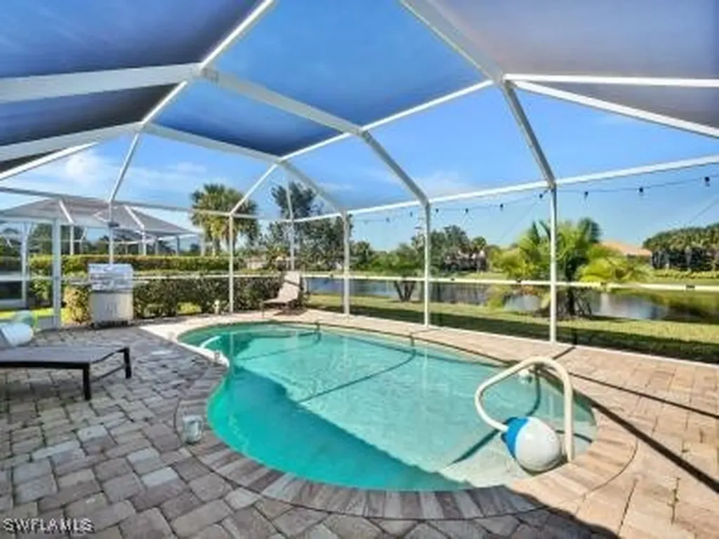 8693 Querce Court Naples FL 34114