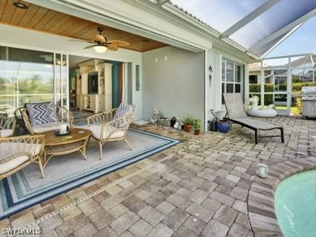 8693 Querce Court Naples FL 34114