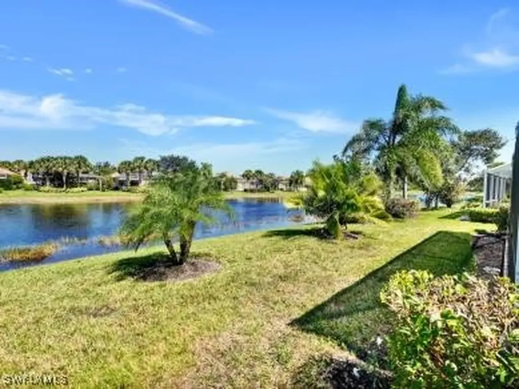 8693 Querce Court Naples FL 34114