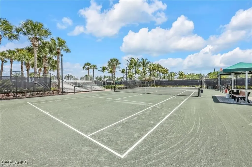 8693 Querce Court Naples FL 34114