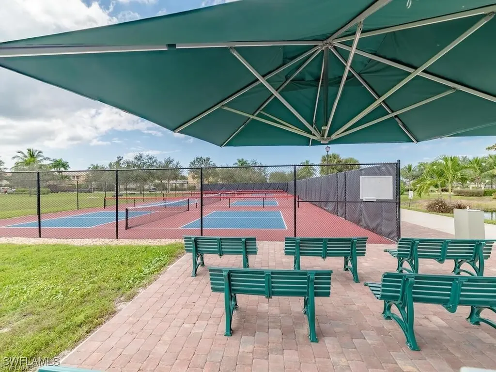 8693 Querce Court Naples FL 34114