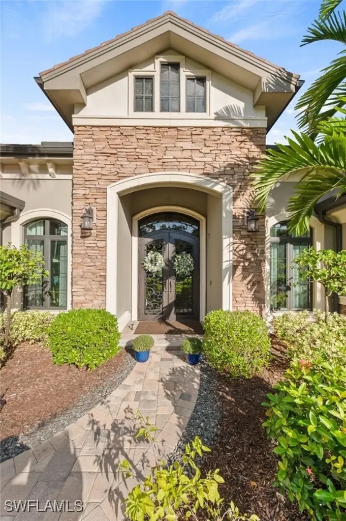 3987 Brynwood Drive Naples FL 34119