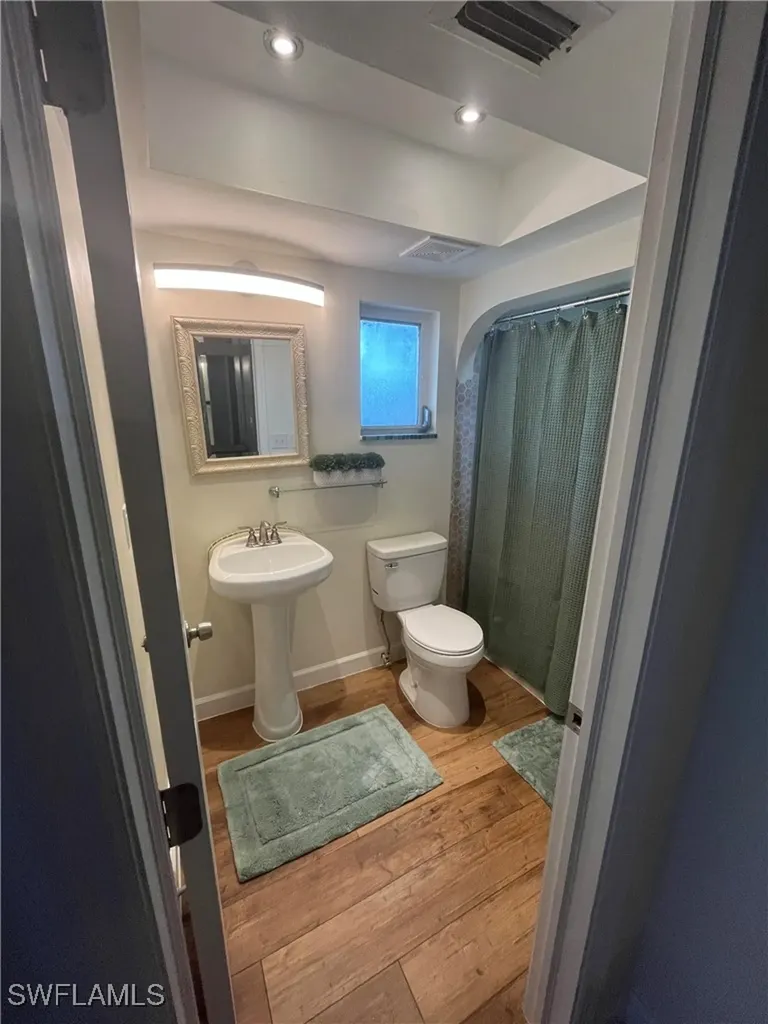 1513 SW 52nd Lane Cape Coral FL 33914