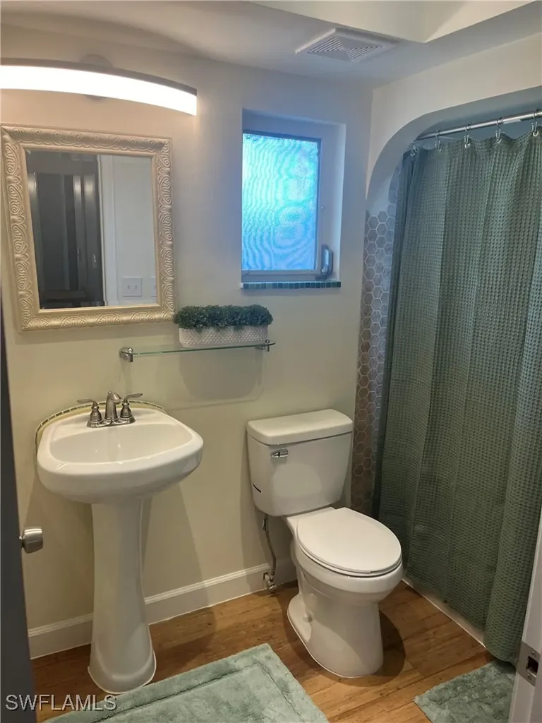 1513 SW 52nd Lane Cape Coral FL 33914