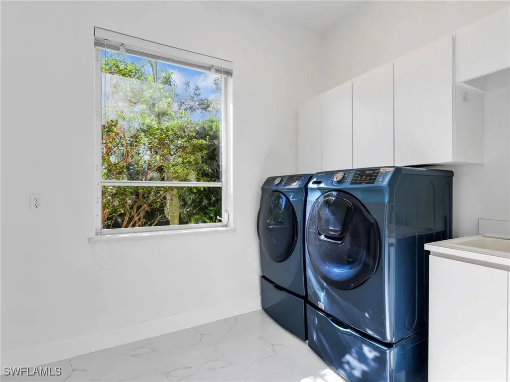 27231 Lakeway Court Bonita Springs FL 34134