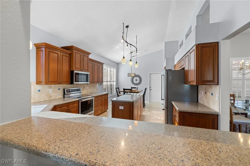 1845 Pondside Lane Naples FL 34109