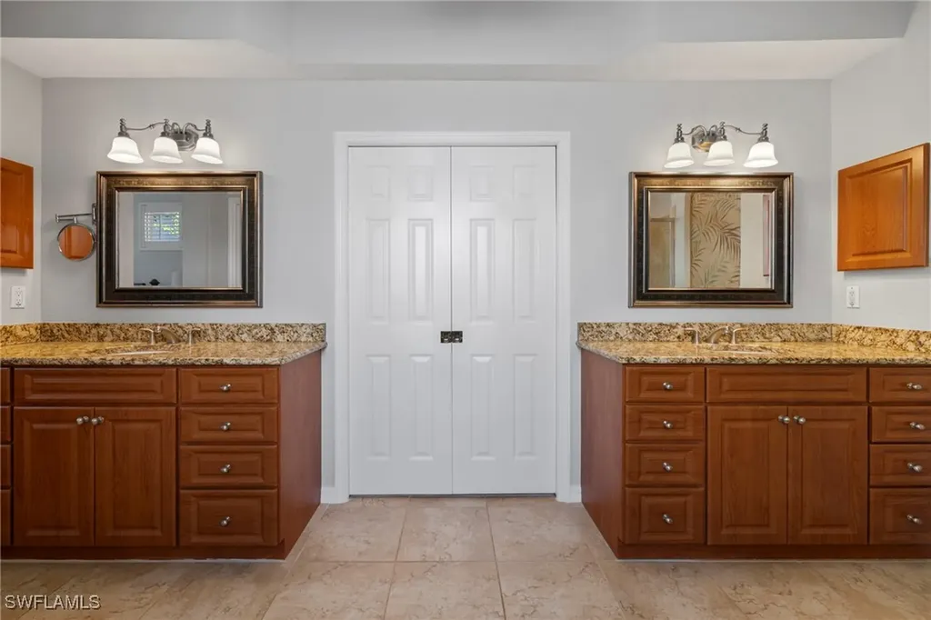 1845 Pondside Lane Naples FL 34109