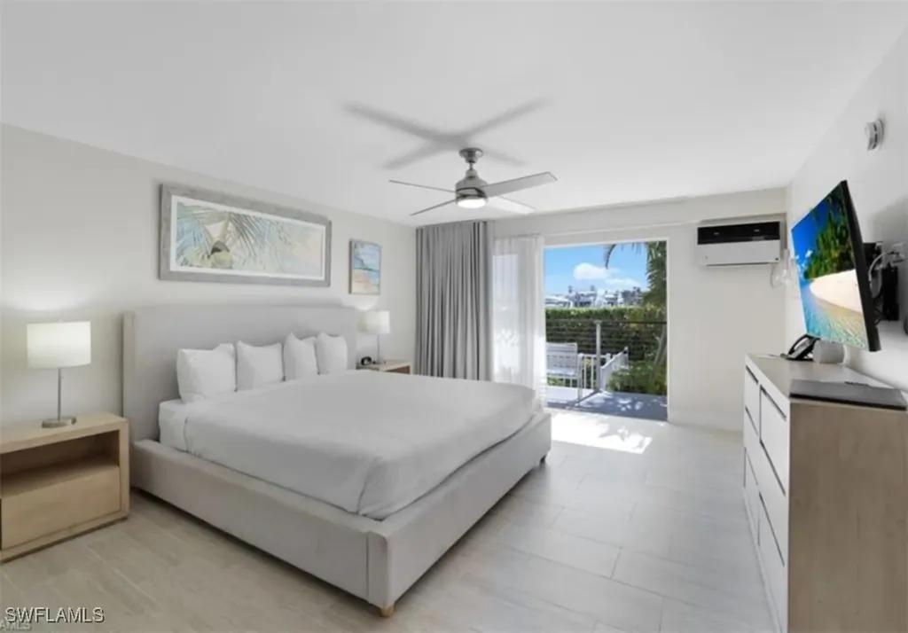 900 Broad Avenue S Naples FL 34102
