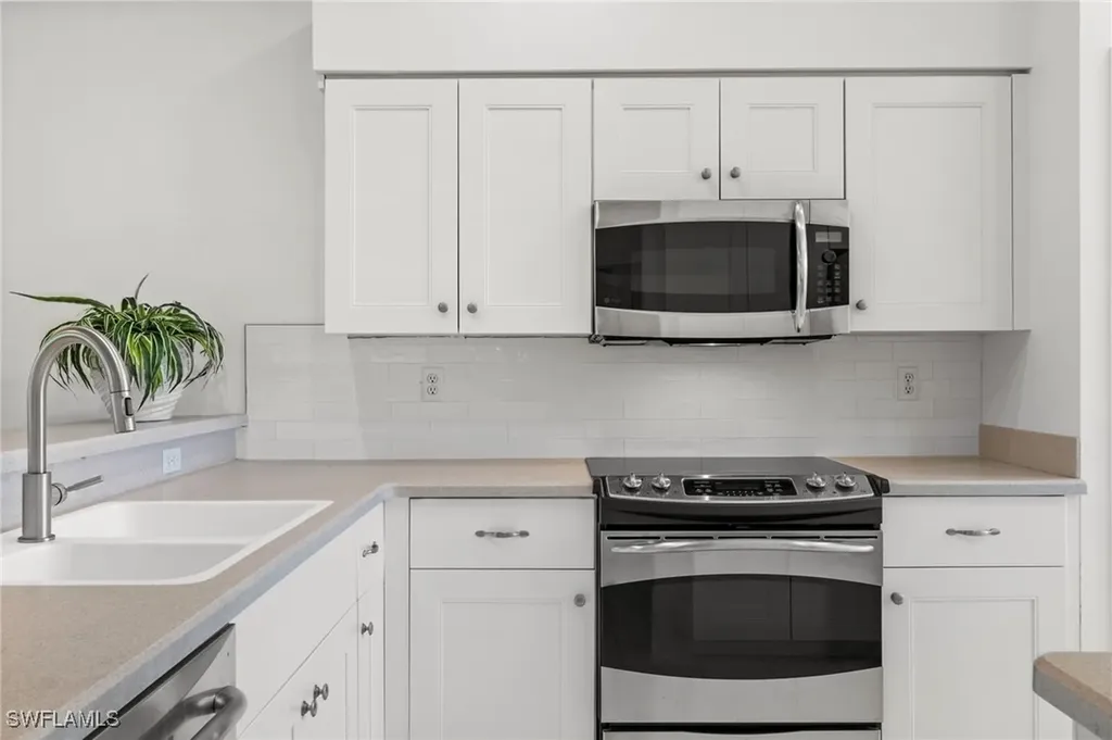 25040 Bay Cedar Drive Bonita Springs FL 34134