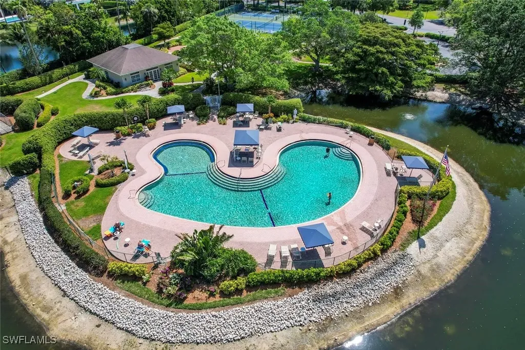6680 Ilex Circle Naples FL 34109