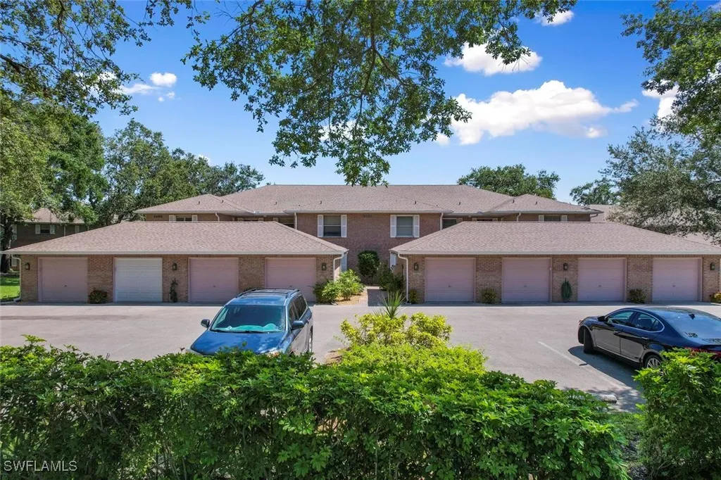6680 Ilex Circle Naples FL 34109