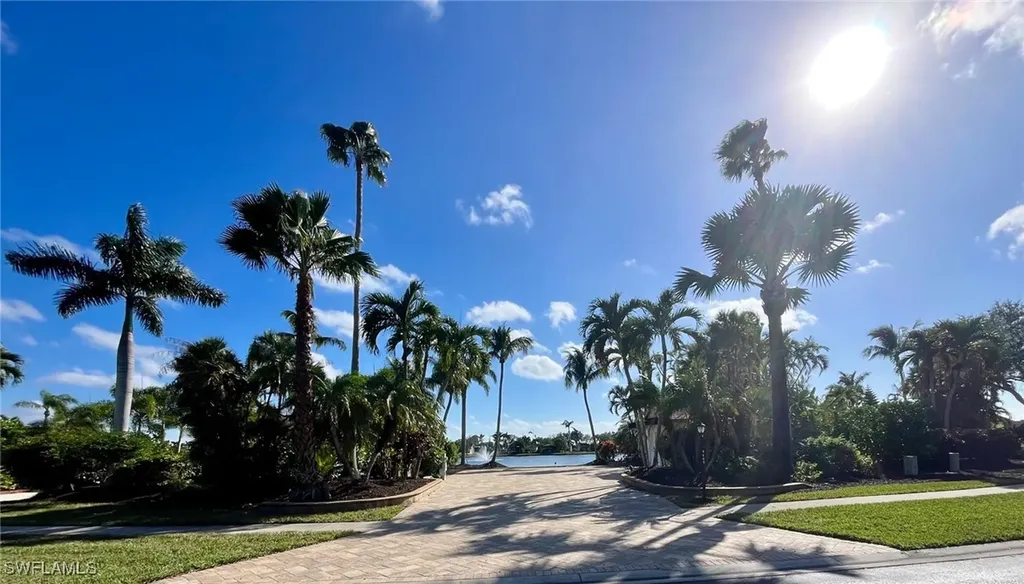 4669 Southern Breeze Drive Naples FL 34114