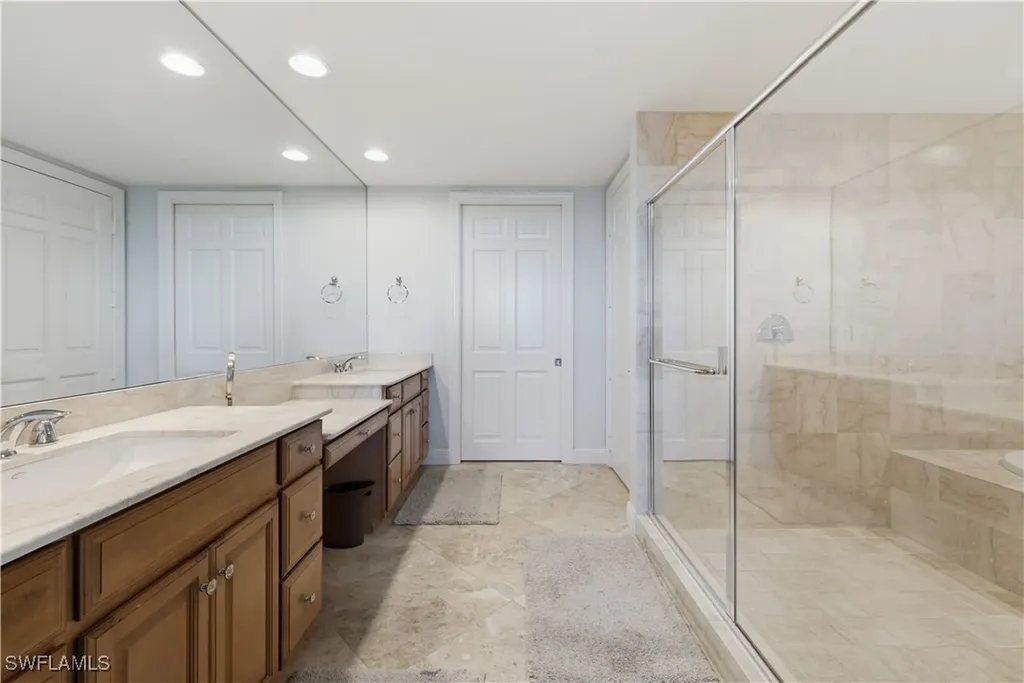 275 Indies Way Naples FL 34110