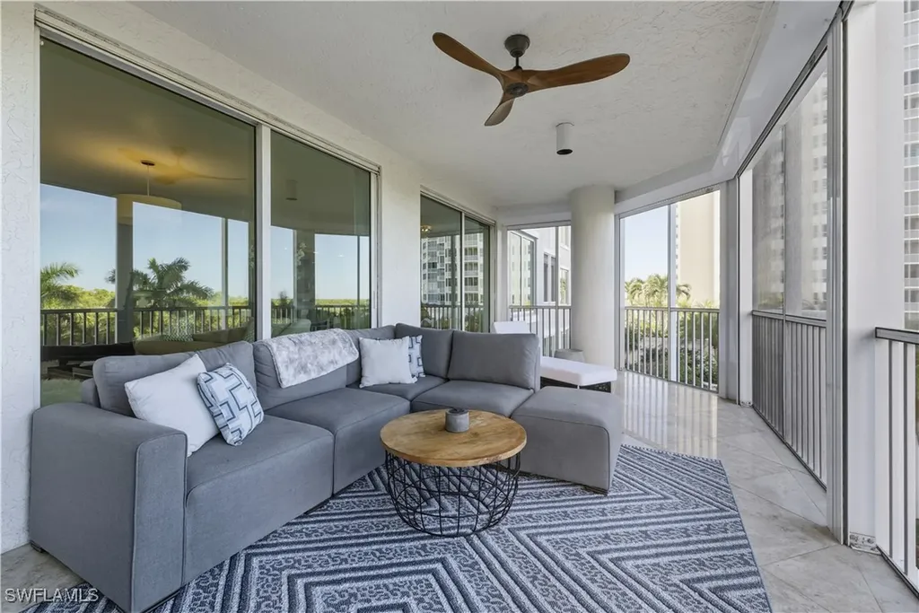 275 Indies Way Naples FL 34110