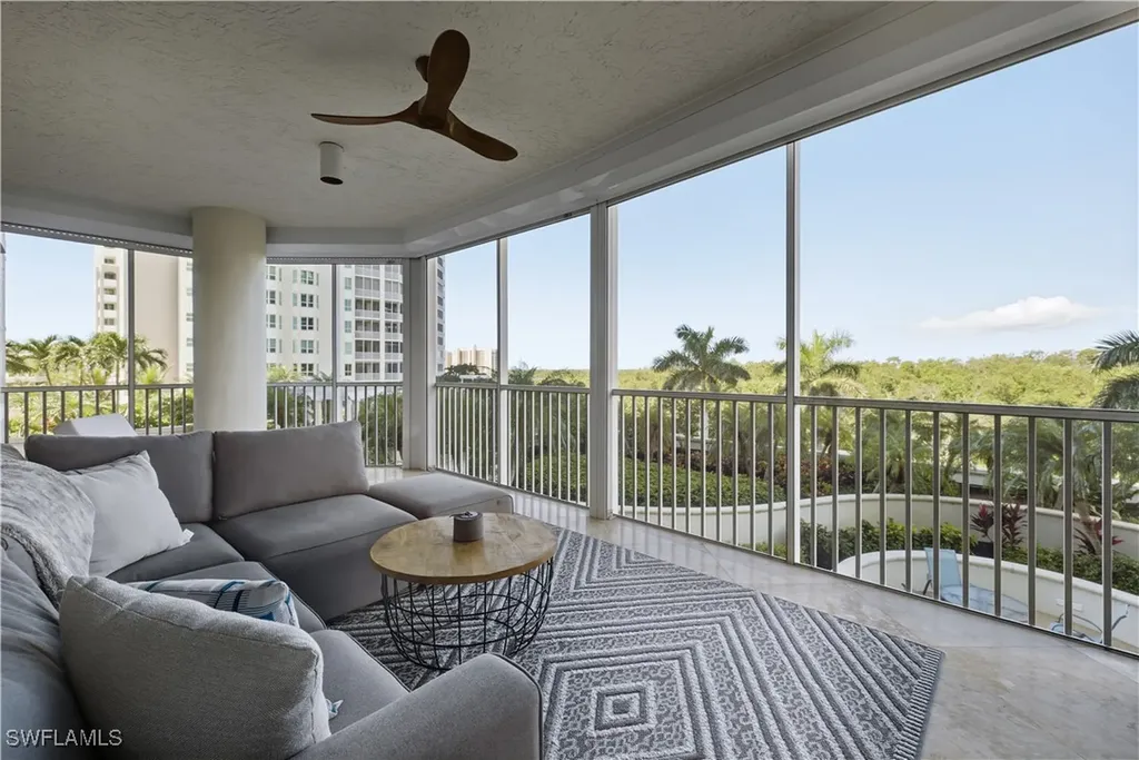 275 Indies Way Naples FL 34110