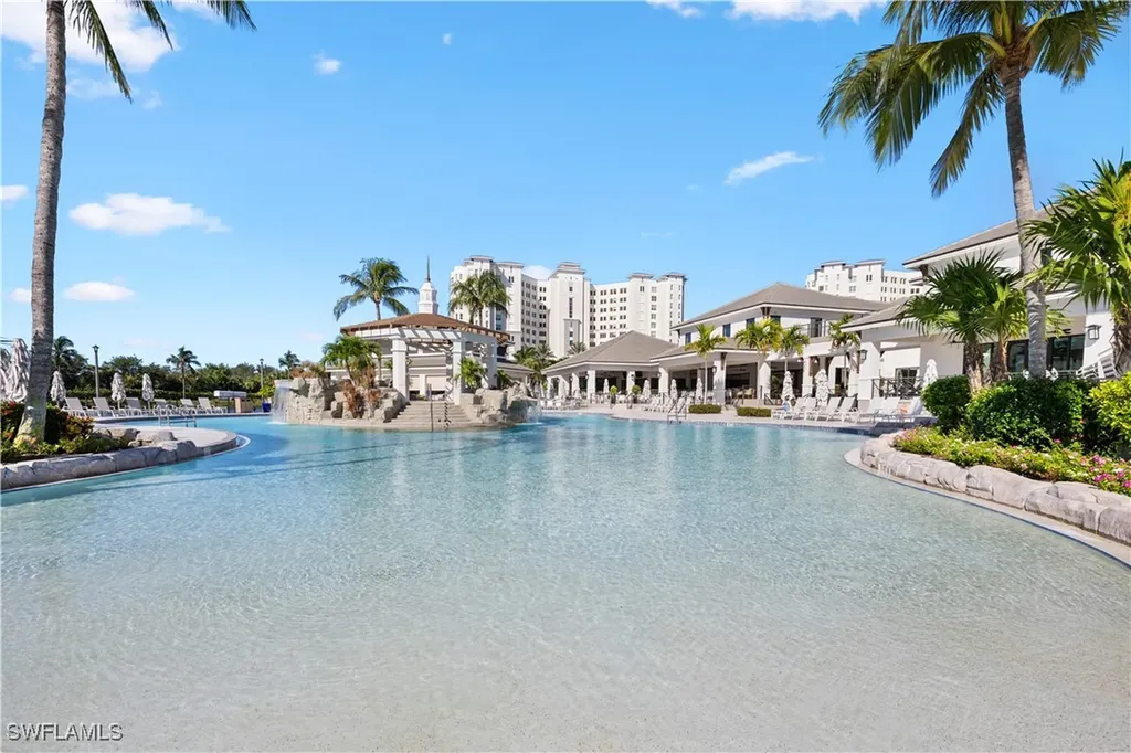 275 Indies Way Naples FL 34110