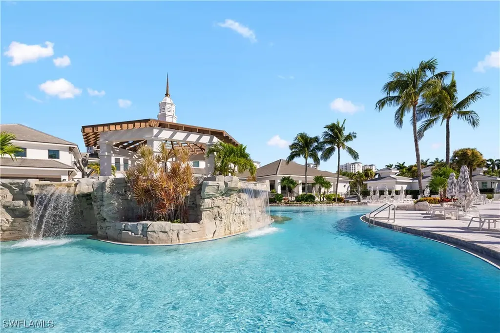 275 Indies Way Naples FL 34110