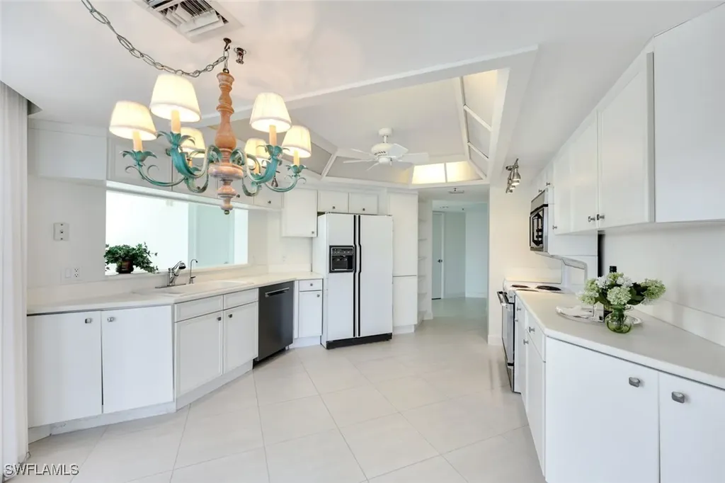 4651 Gulf Shore Boulevard N Naples FL 34103