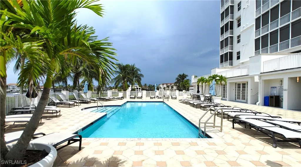 400 Flagship Drive Naples FL 34108
