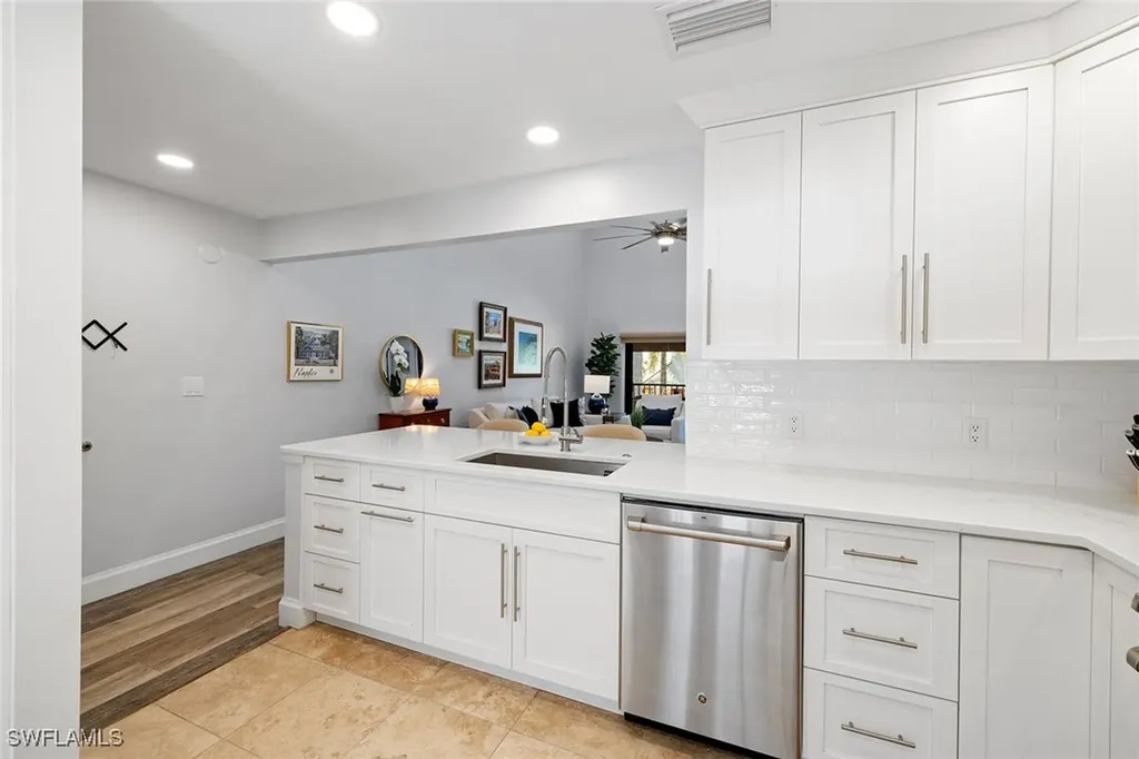 629 Serendipity Drive Naples FL 34108